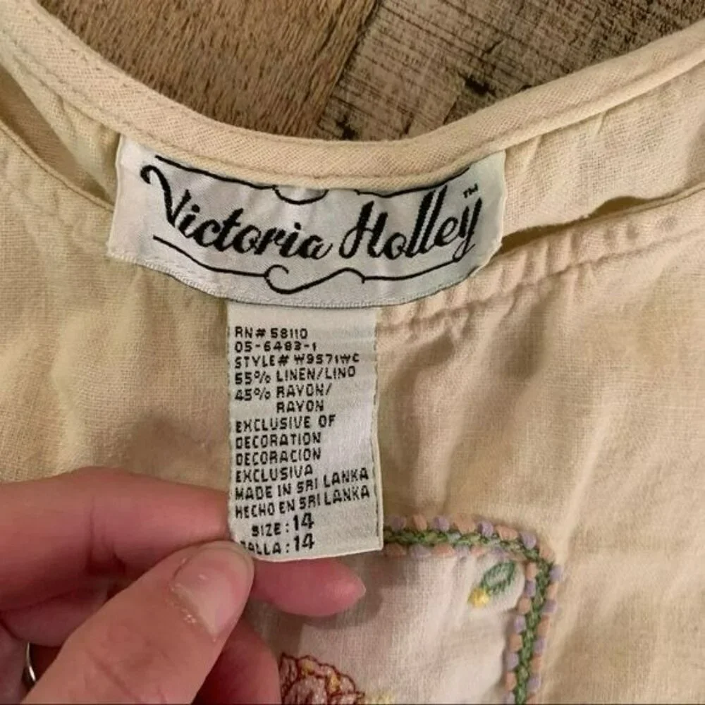 Victoria Holley vintage womens tank sleep dress with embroidered flower - 14 - Picture 6 of 12
